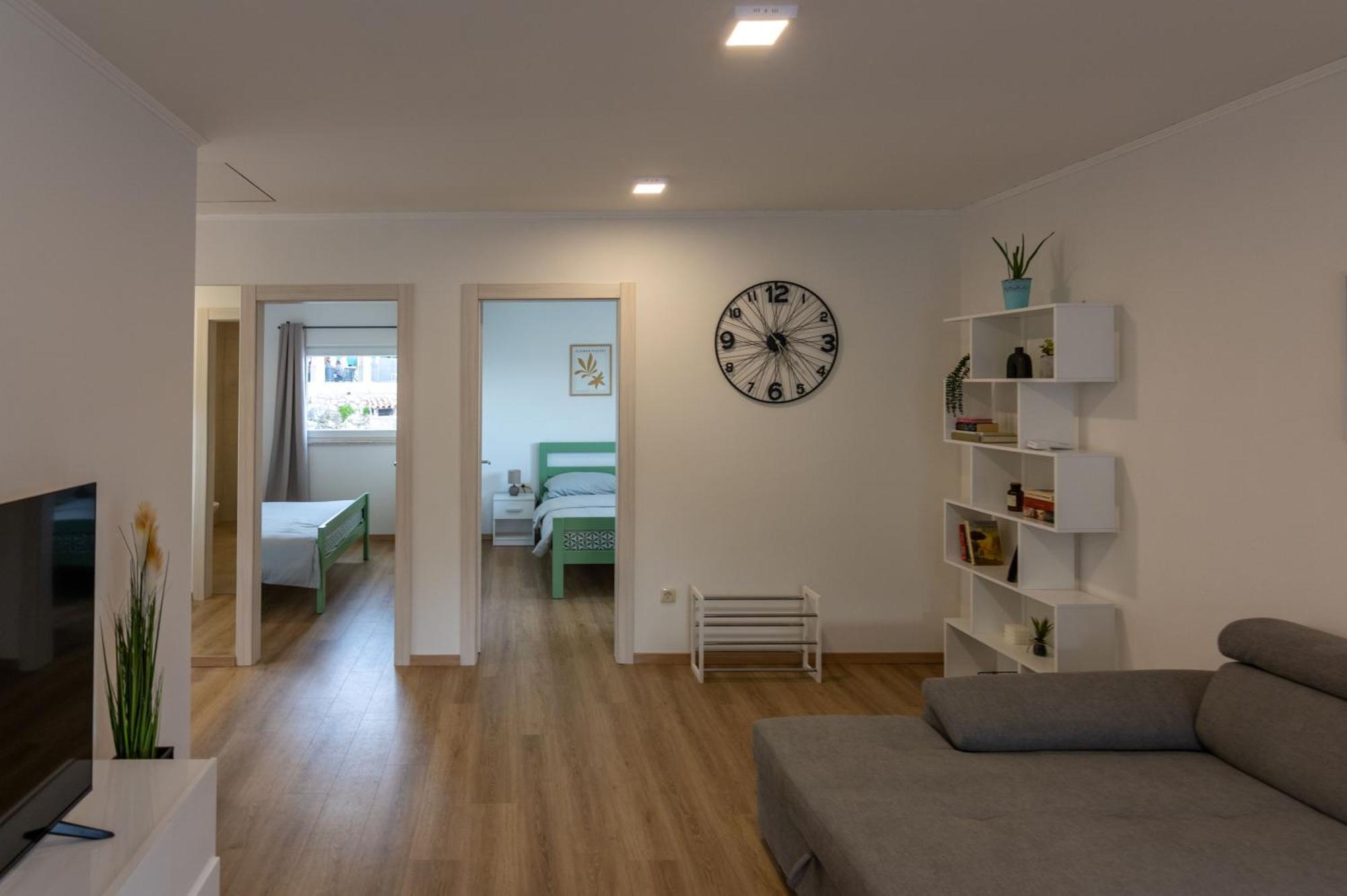 Apartman Zgodic Tulisevica Exterior photo